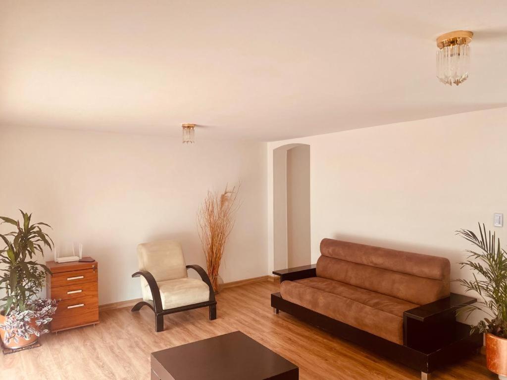 Modern With Double Bed * Bogotá